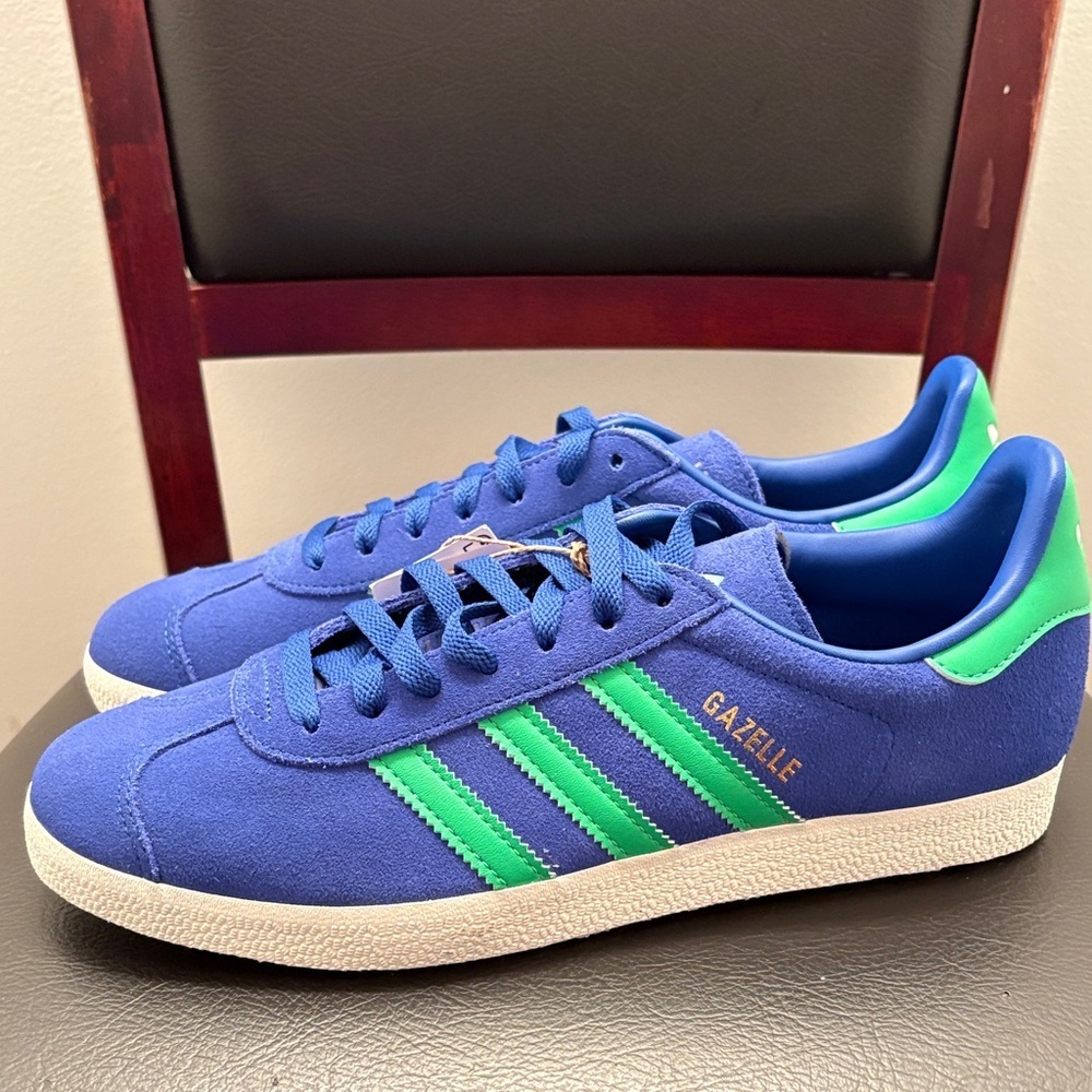 New Men’s Adidas Gazelle Royal Blue with Green Stripes Sneakers Shoes Size 8 1/2 - Picture 3 of 7